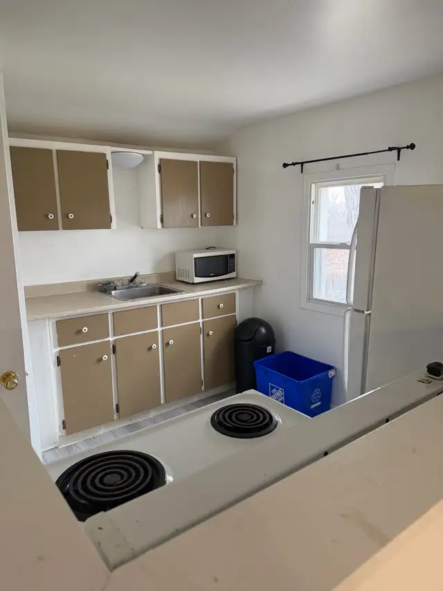 Studio Apartment - Photo 2