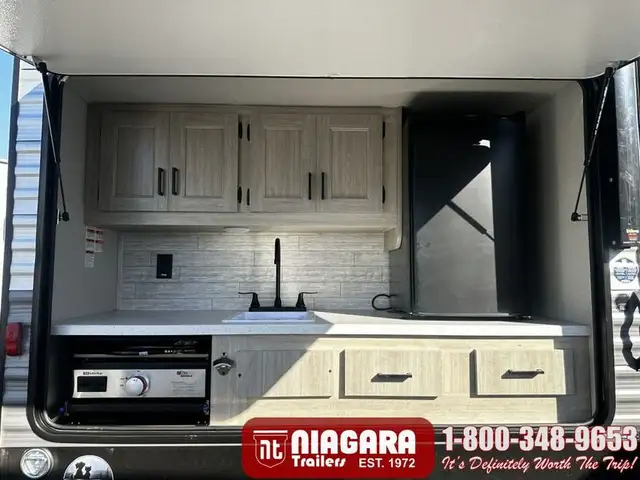 2026 COACHMEN CATALINA SUMMIT SERIES 8 281QBUNK Travel Trailer - Photo 6