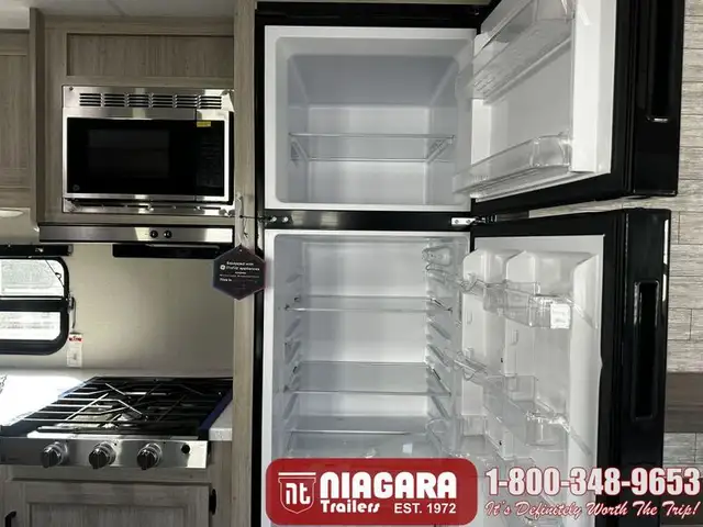 2026 COACHMEN CATALINA SUMMIT SERIES 8 281QBUNK Travel Trailer - Photo 18