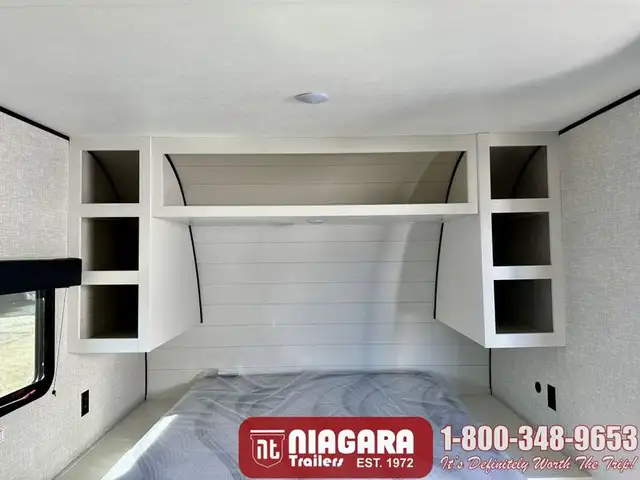 2025 STARCRAFT AR/ONE 231BH Travel Trailer - Photo 7