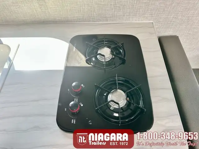 2025 STARCRAFT AR/ONE 231BH Travel Trailer - Photo 13