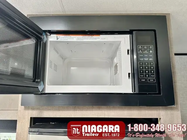 2025 STARCRAFT AR/ONE 231BH Travel Trailer - Photo 16