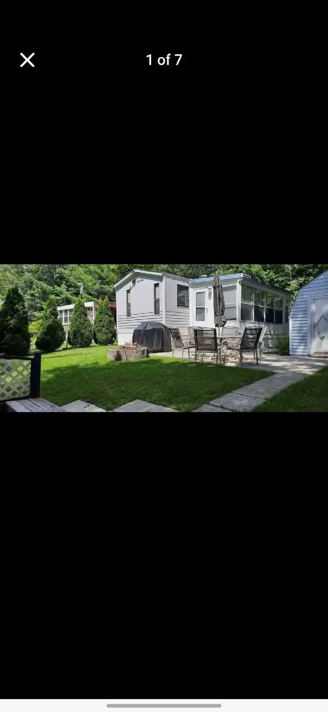 Muskoka trailer/cottage, water lot, 2 docks, shared beach, pool