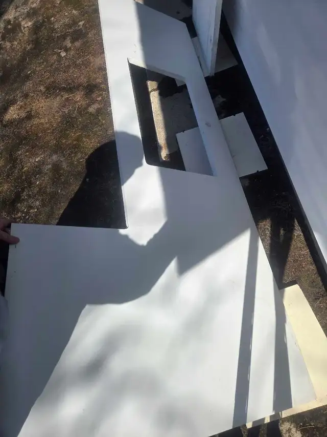 Stone/Granite countertop - Photo 4