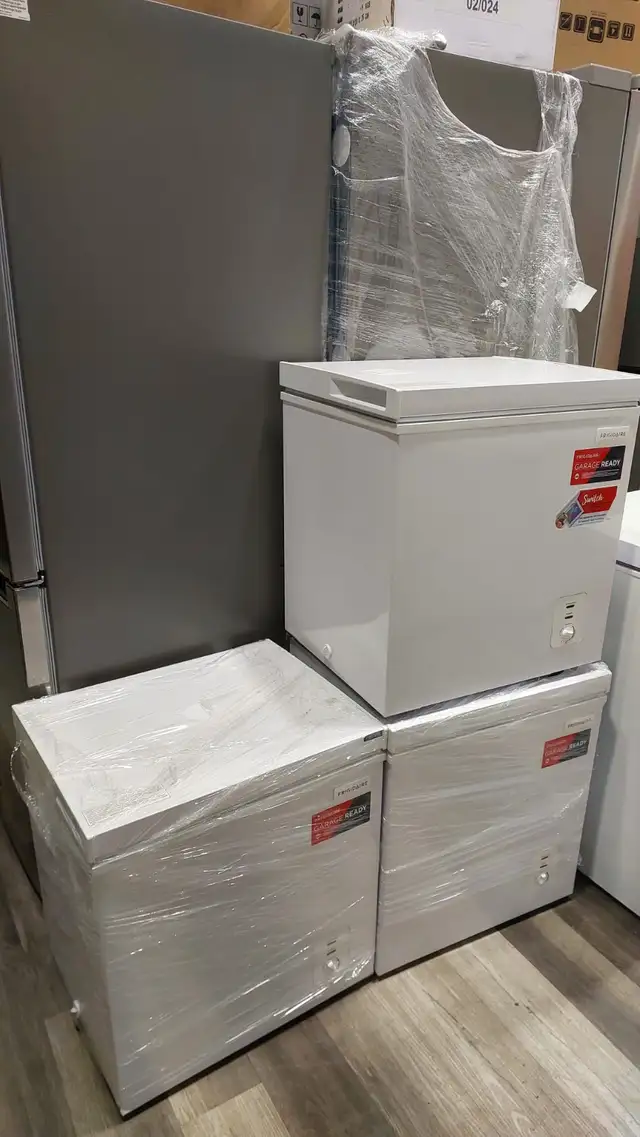 Chest Freezer - Frigidaire 2.1 Cu ft EFRF200 - White( MEGA SALE - Photo 2