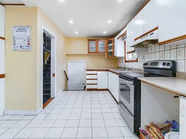 3 Bed/2W House for rent - Photo 5