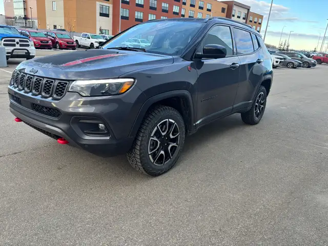 2024 Jeep Compass TrailHawk - Photo 9