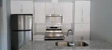 1 & 2 BED APT RUSSELL - 2 MTHS FREE RENT - Photo 3
