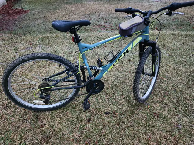 Adult Mountain Bike For Sale - Photo 2