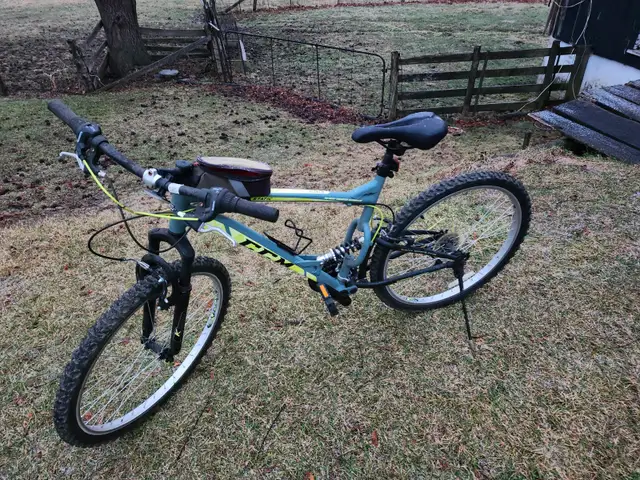 Adult Mountain Bike For Sale - Photo 4