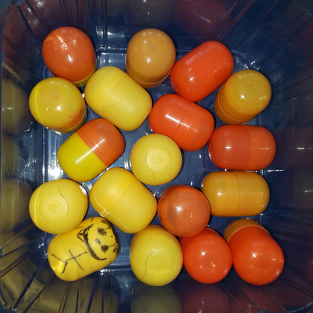 18JEUX NEUFS ENFANTS DANS OEUFS PLASTIQUE $0.50CH OU $10.00 TOUS - Photo 2