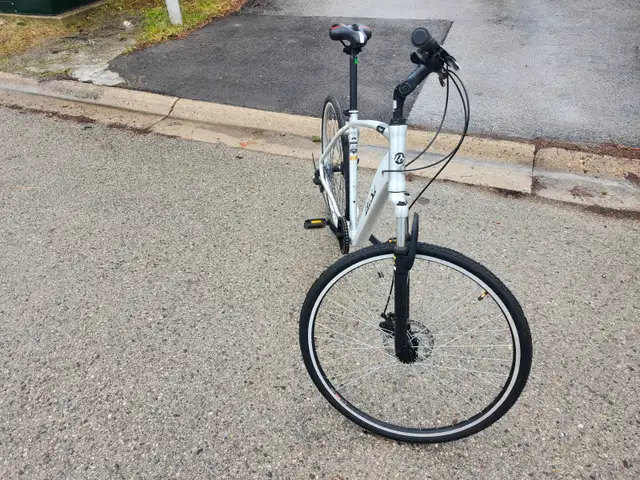 Adult Mountain Bike For Sale - Photo 6