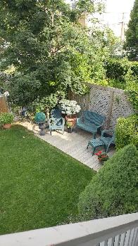 Large One Bedroom plus Den in Century Home - Photo 10