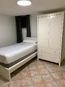 Room for rent in Toronto - Photo 8