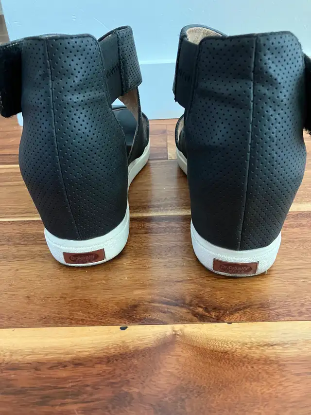 Womens Dr.Scholls black leather sandals. - Photo 2