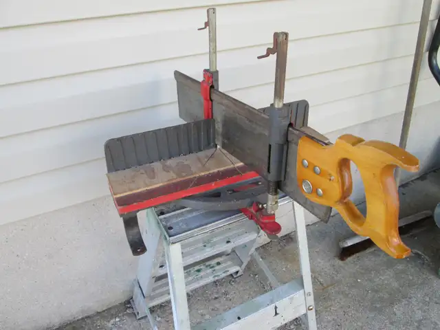 VINTAGE MITER SAW