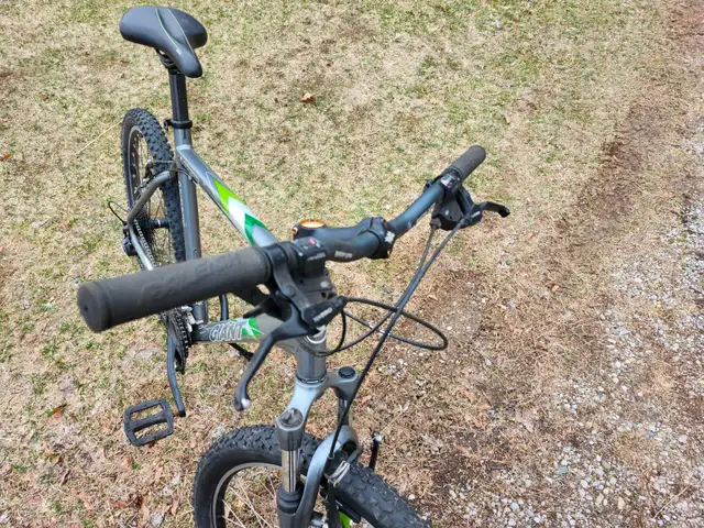 Adult Mountain Bike For Sale - Photo 10
