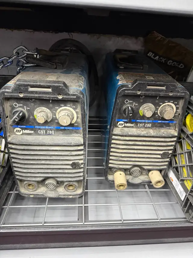 Miller CST 280 Welding Machine - Photo 4