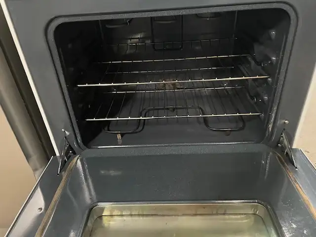 Cuisinière blanche vitrocéramique Frigidaire - Photo 3