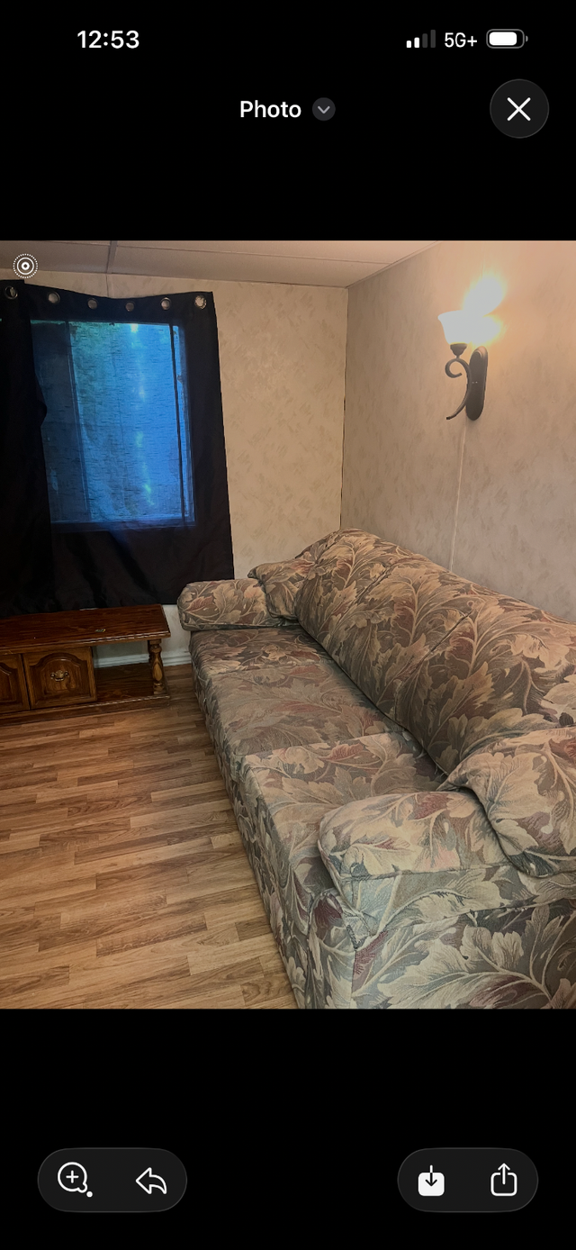 DALLAS HOME BEDROOM W/ENSUITE - Photo 2