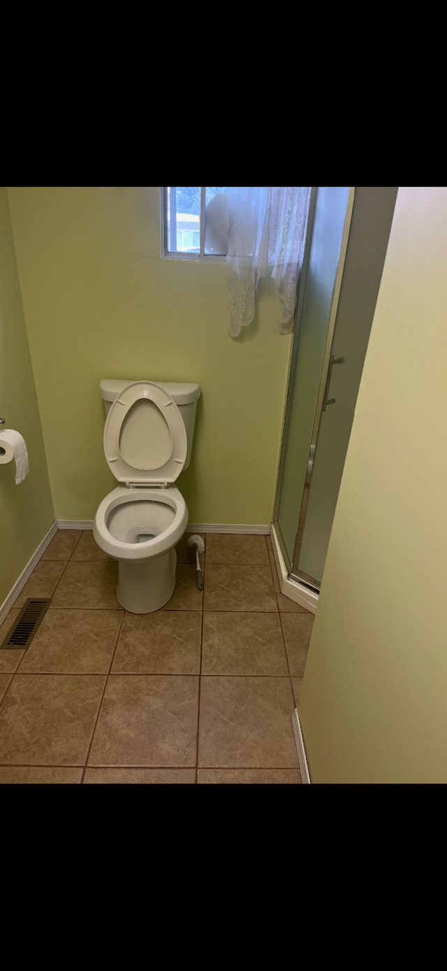 DALLAS HOME BEDROOM W/ENSUITE - Photo 4