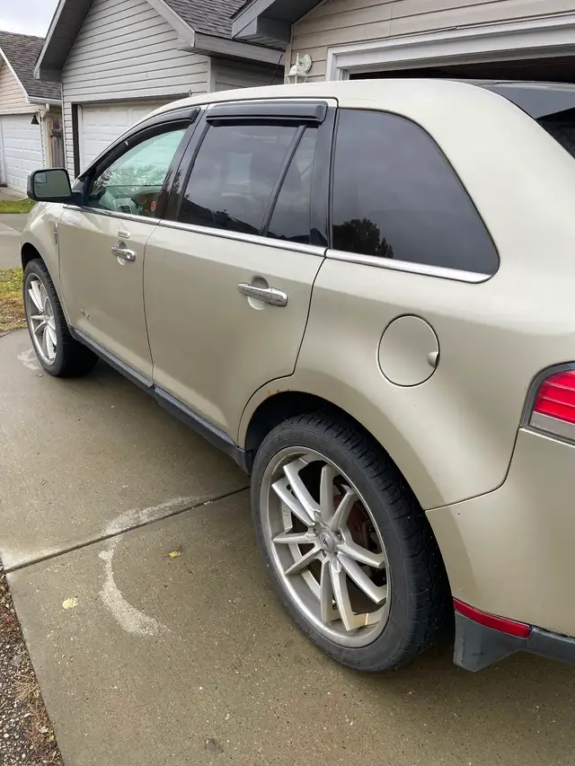 2010 Lincoln MKX AWD SUV for sale by owner - Photo 8