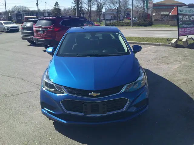 2017 Chevrolet Cruze Certified with 1 year Warranty !