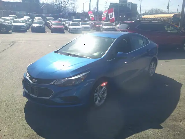 2017 Chevrolet Cruze Certified with 1 year Warranty ! - Photo 2