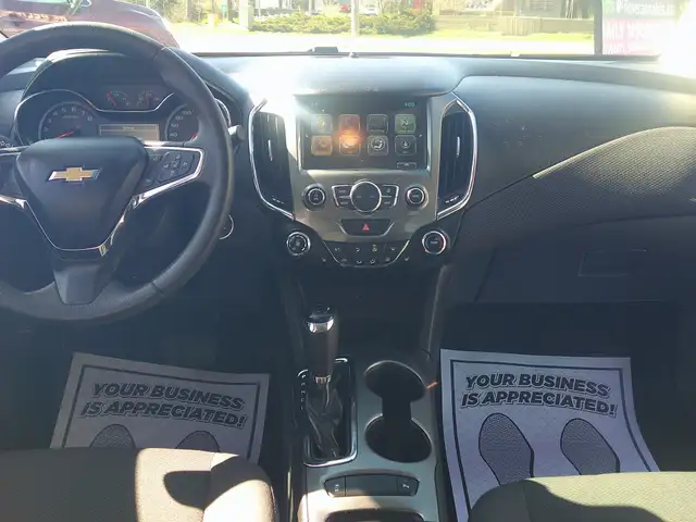 2017 Chevrolet Cruze Certified with 1 year Warranty ! - Photo 11