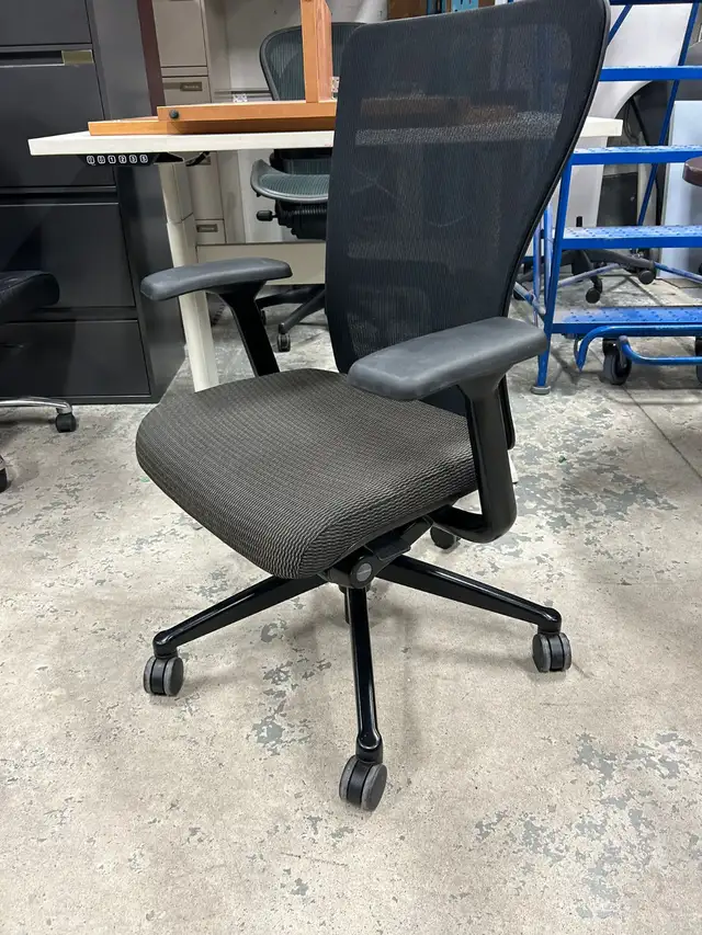 Haworth Zody Chair-Call Us Now! - Photo 3