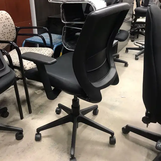 Nightingale VXO Mid-Back Mesh Task Chair! - Photo 3