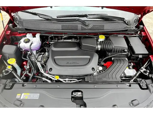 2025 Chrysler Grand Caravan SXT | 10.1\' Touch Screen | Leather - Photo 11