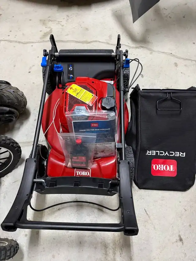 Toro 21465 22' Recycler SmartStow – New