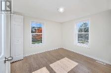 ALL INCLUSIVE. Spacious 3 Bedroom 2.5 Bath For Rent In Kitchener - Photo 9