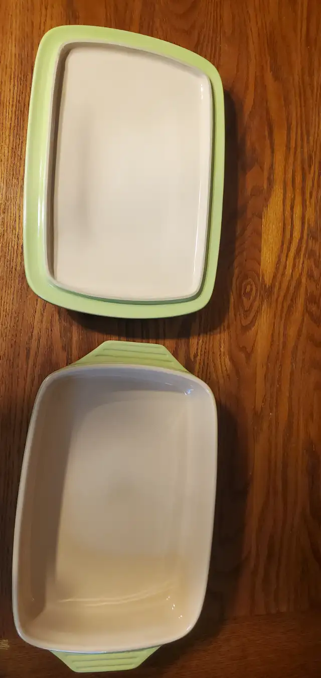 Le Creuset Stoneware Casserole Set - Photo 3