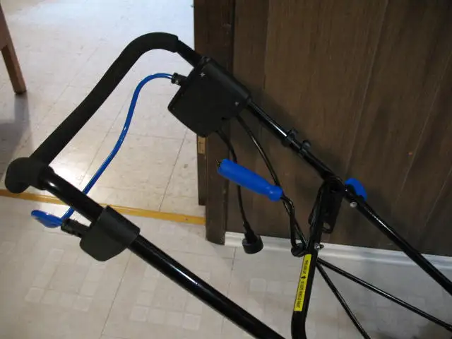 20 Inch Corded Snowblower, BRAND NEW - Photo 3