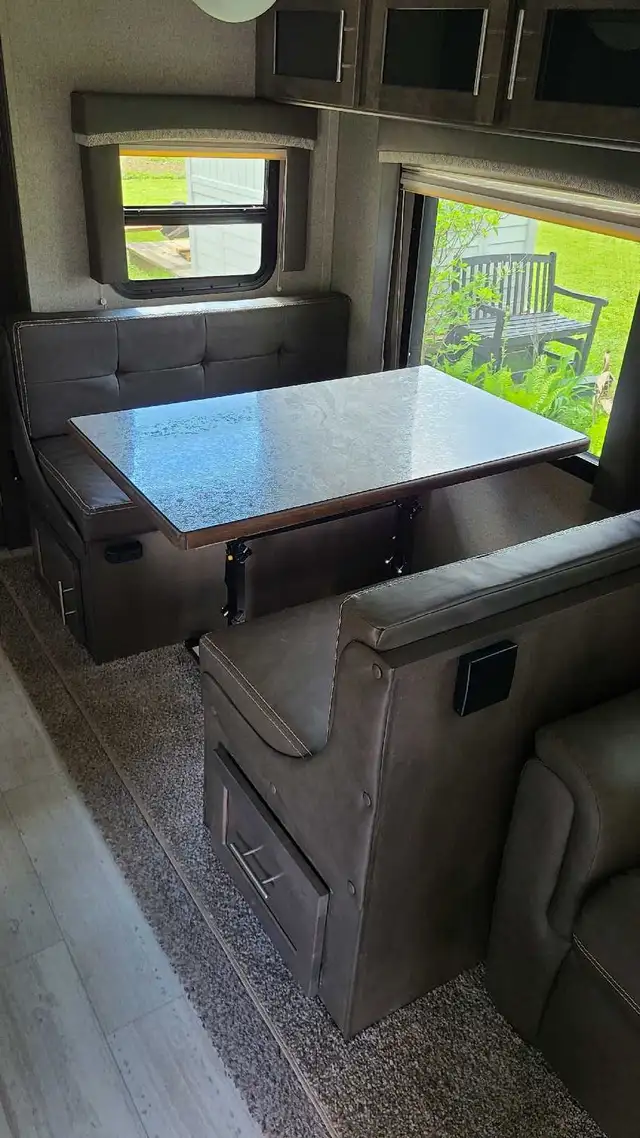 2019 Rockwood ultra lite travel trailer for sale
