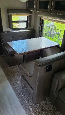 2019 Rockwood ultra lite travel trailer for sale