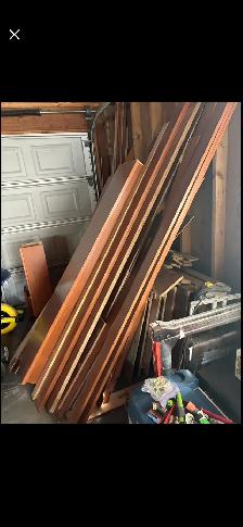free  wood very good condition got a few nails on them