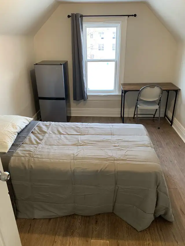 Furnished room for rent