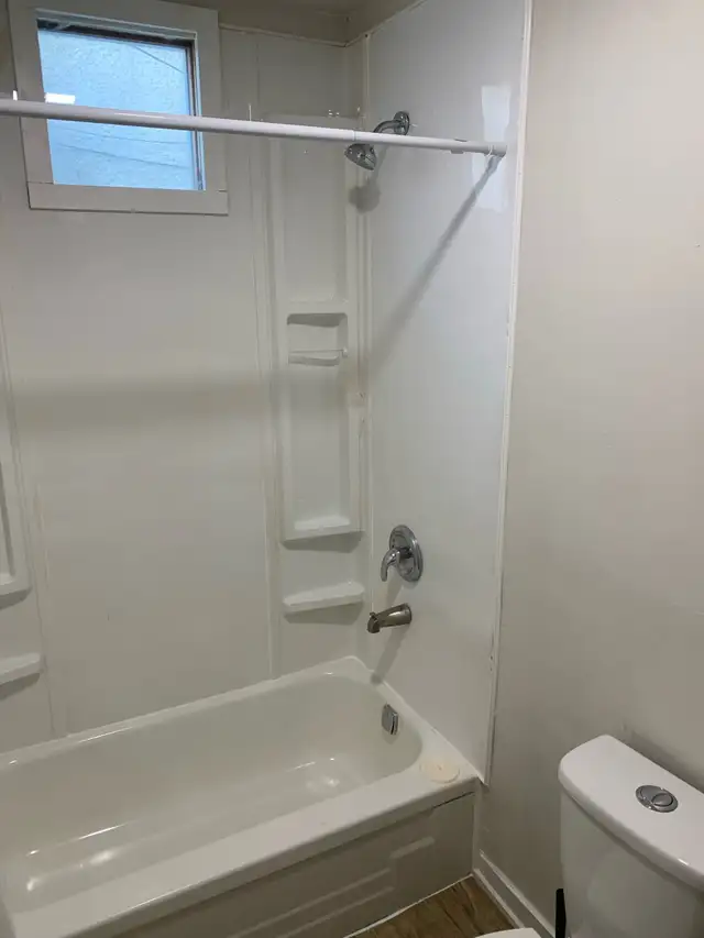 Furnished room for rent - Photo 5