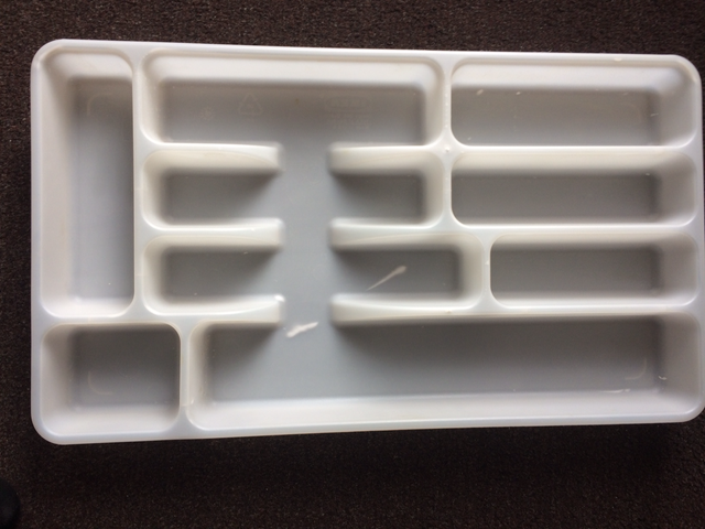 GRAND CONTENANT D'USTENSILES DE CUISINE 20'LONGx11'LARGE: $5.00 - Photo 3