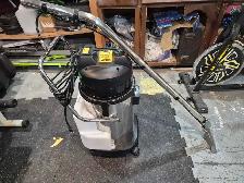 Carpet Steam Cleaner - Photo 3