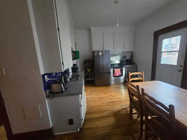 beau 61/2 au RdC avec cachet à louer à Verdun - Photo 6