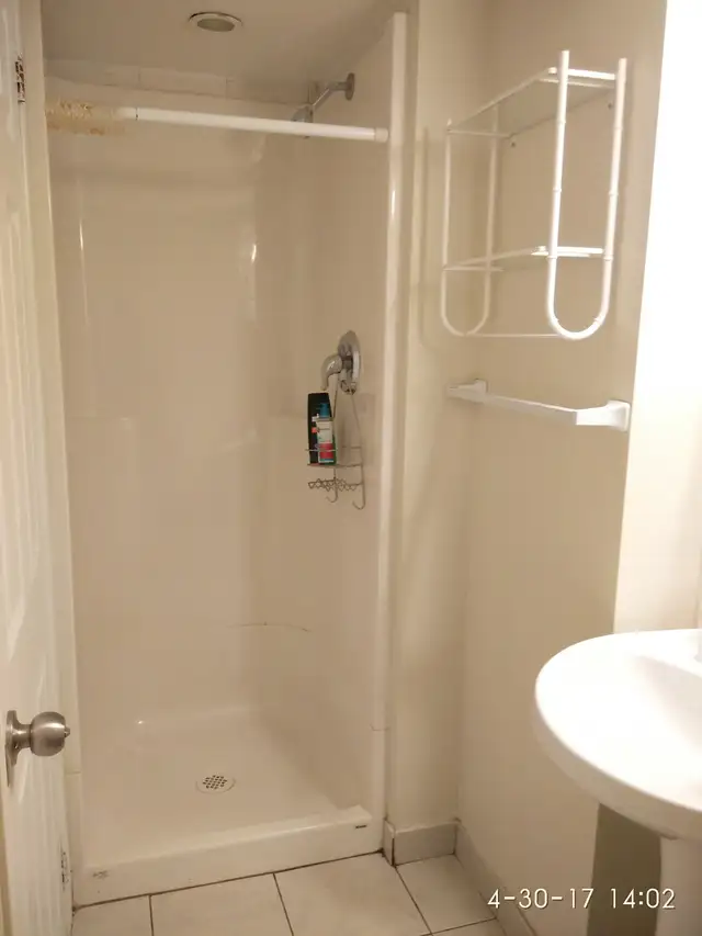 Ground Fl Room for Rent near UTSC/ Centennial Morningside - Photo 6