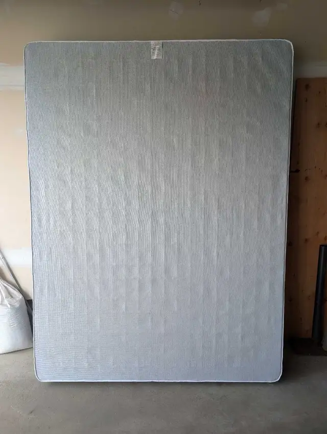 Queen Sleigh Bed - Can Deliver - Photo 4