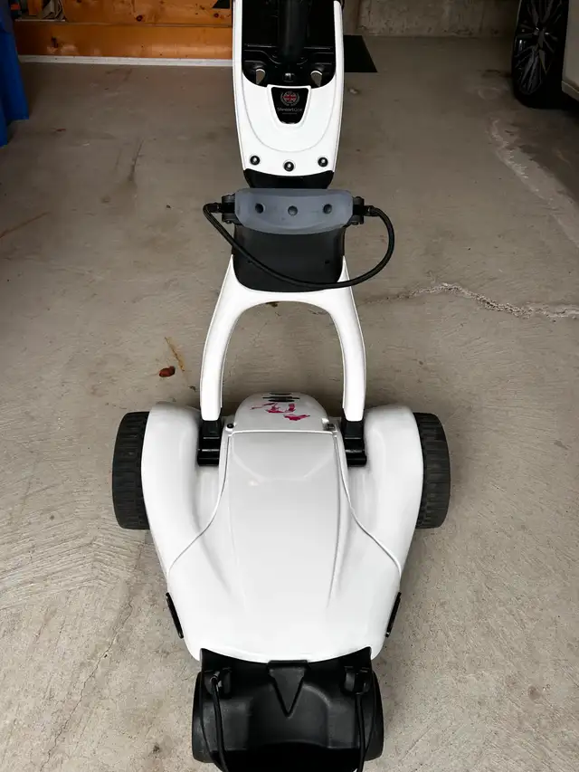 Stewart Golf Dream Machine 'XX Follow', like new.