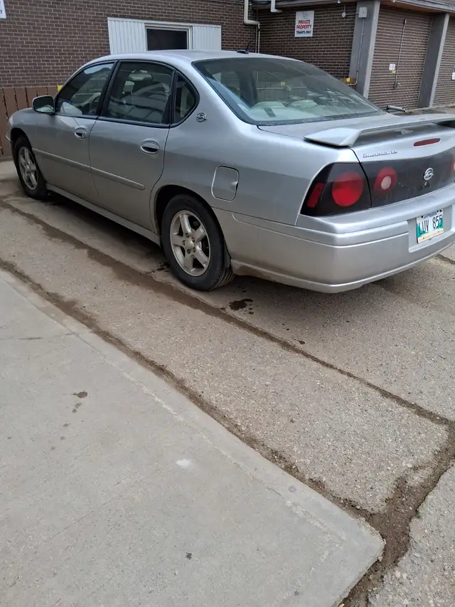 2005 Chev Impala. Safetied, no rust, dependable. Only 175K.