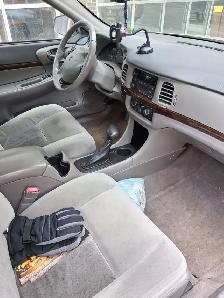2005 Chev Impala. Safetied, no rust, dependable. Only 175K. - Photo 3