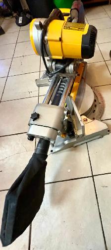 DeWalt | DWS782 12' Slide Compound Miter Saw